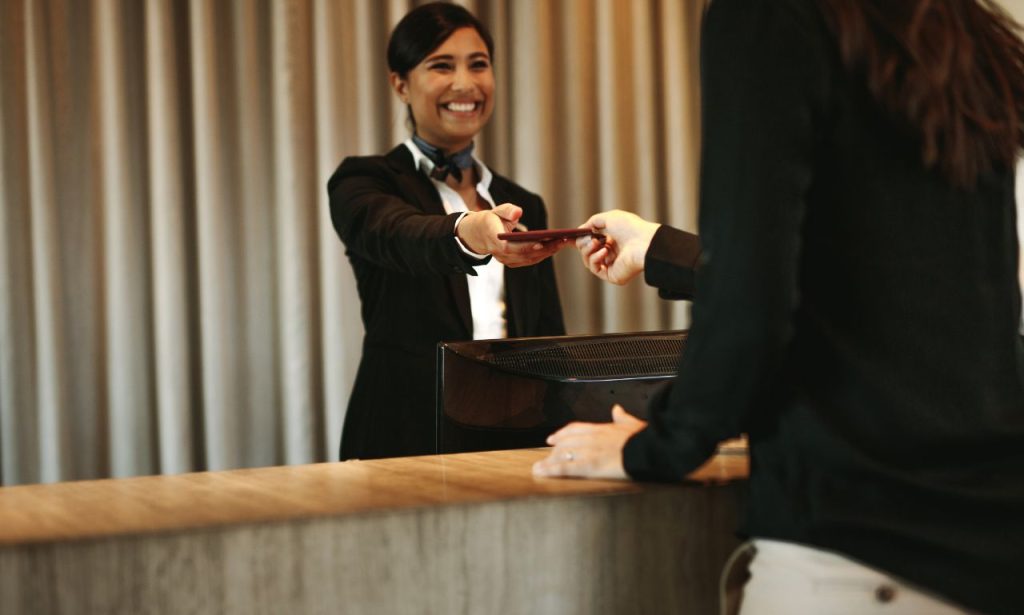 Hotels That Allow 18-Year-Olds to Check In Texas