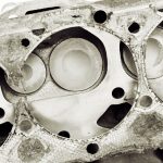 what causes a cracked cylinder head